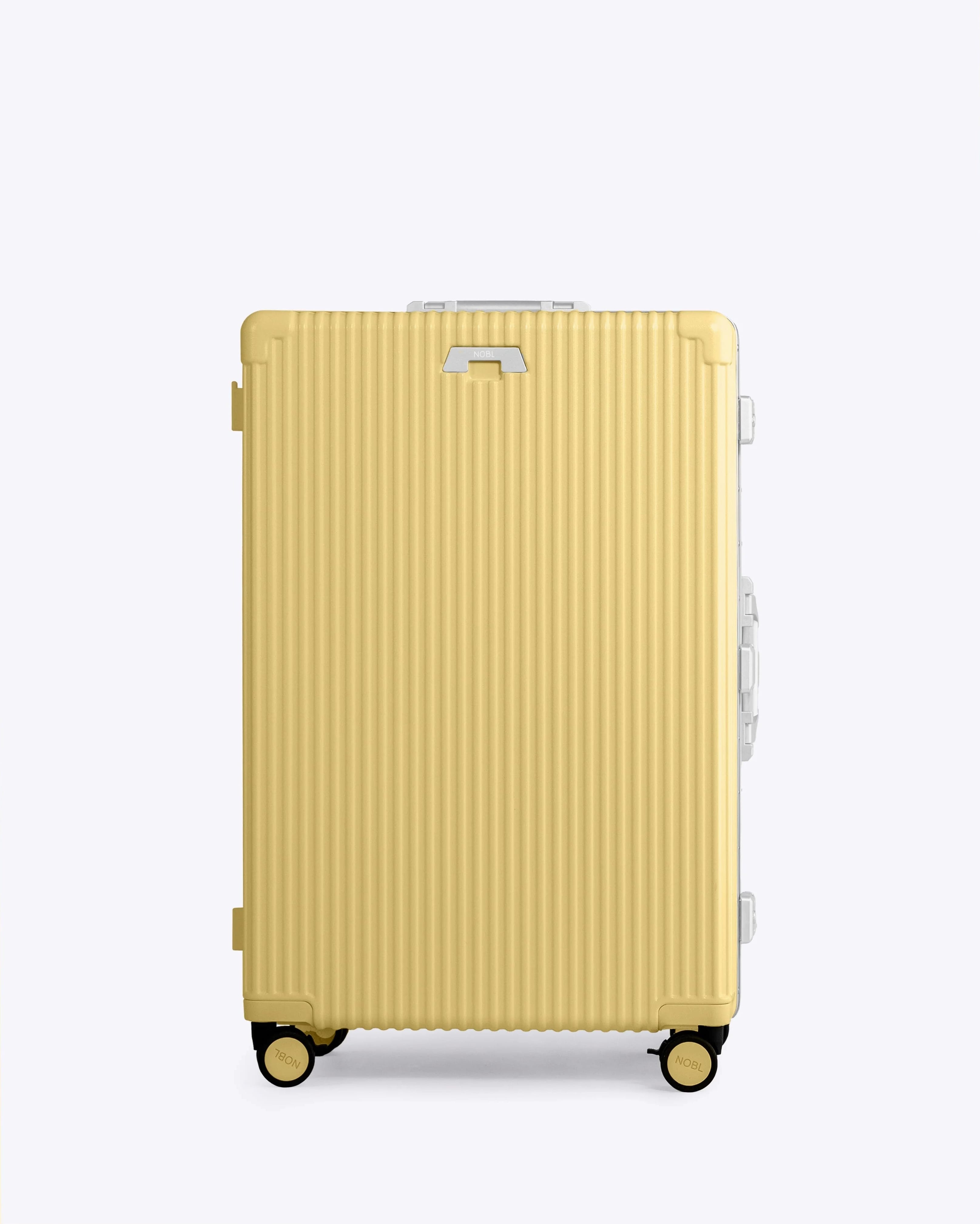 Check-In: All-In-One 28" — Voyager Elite