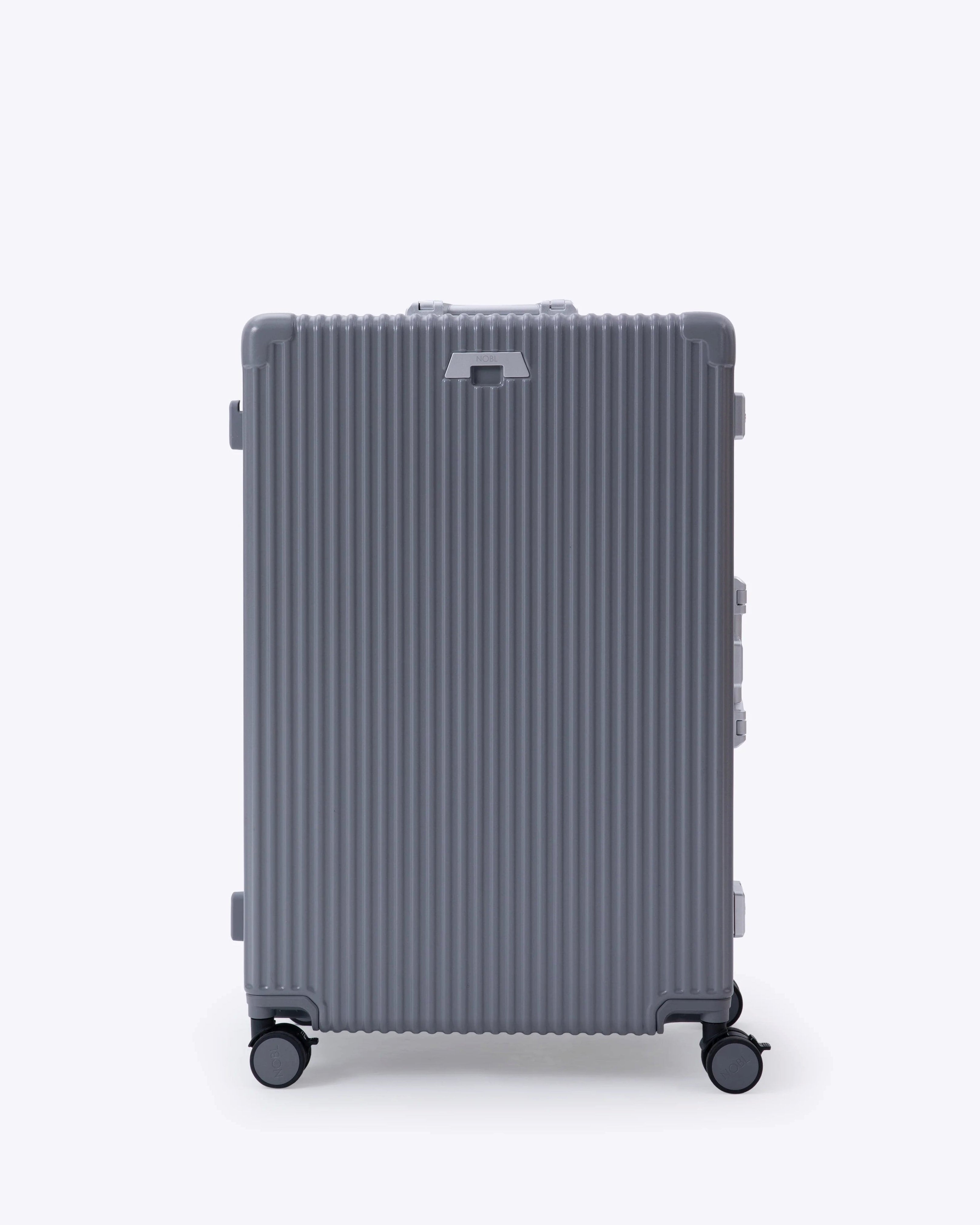Check-In: All-In-One 28" — Voyager Elite