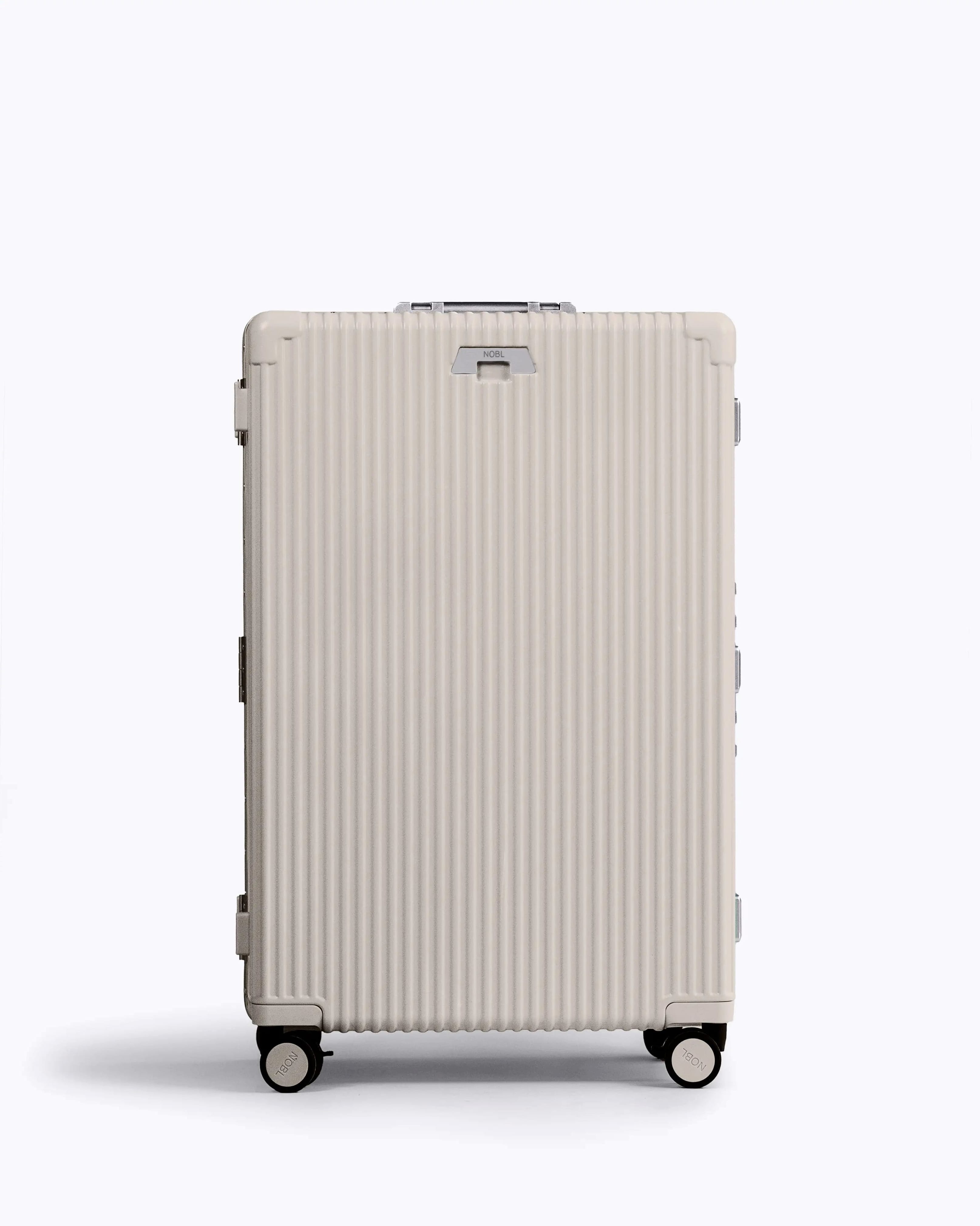 Check-In: All-In-One 28" — Voyager Elite